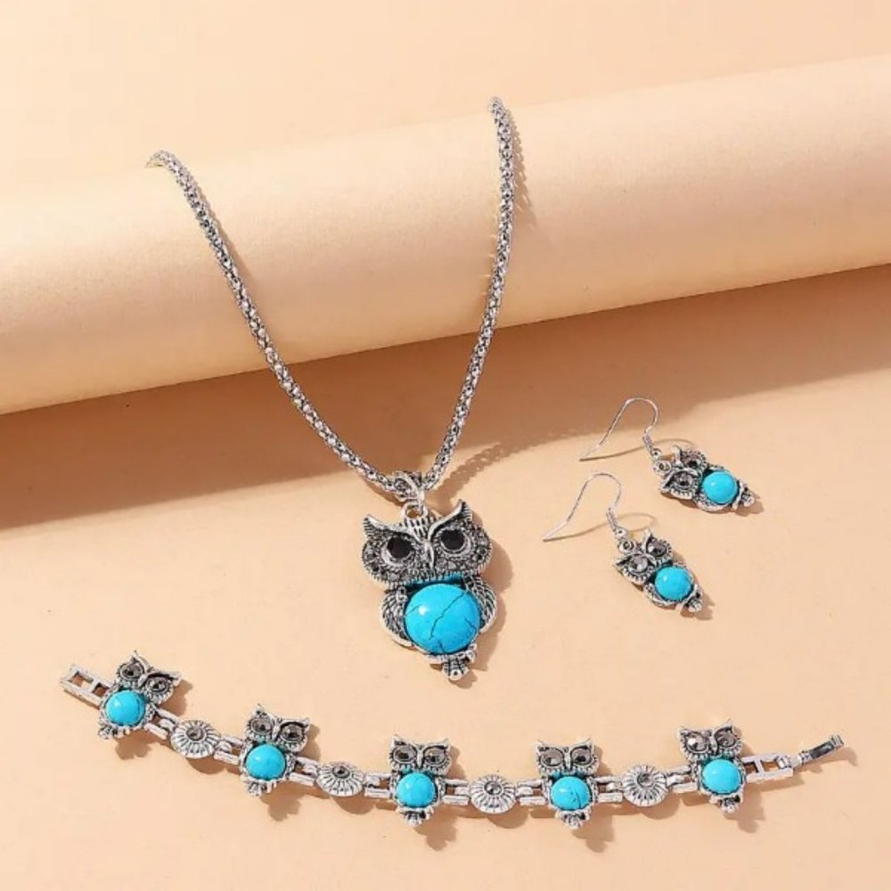 Vintage Imitation Turquoise And Faux Diamond Owl Jewelry Set